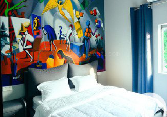 利辛对于酒店的墙体彩绘而言更注重哪些方面？